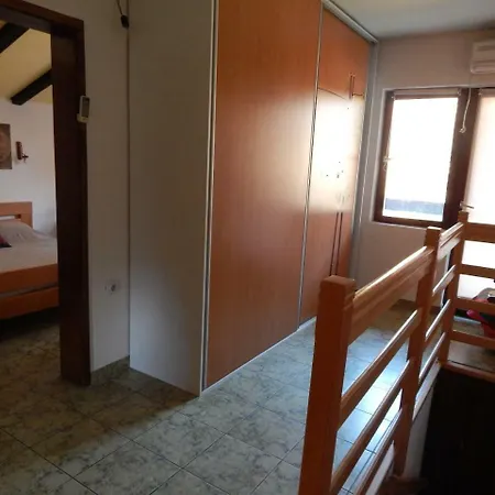 Relaxing House At Canyon Matka